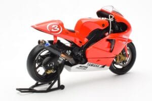Yamaha YZR-M1 Marlboro Yamaha Team #3 M. Biaggi MotoGP 2002 Minichamps 1:12 122026303 Metal - imagen 3 de 4