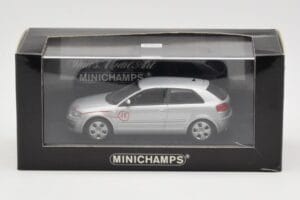 Audi A3 8P Plateado Prototipo Minichamps 1:43 5010503013 Metal - imagen 4 de 4