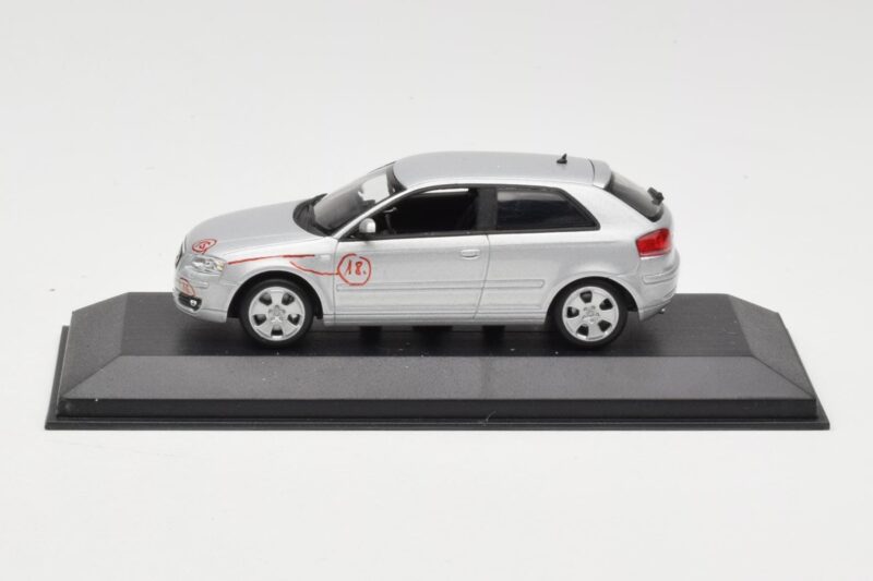 Audi A3 8P Plateado Prototipo Minichamps 1:43 5010503013 Metal