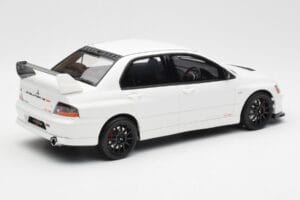 Mitsubishi Lancer Evo VIII MR FQ-400 Blanco Otto 1:18 OT777 Resina - imagen 2 de 6