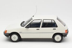 Peugeot 205 Junior Blanco Otto 1:18 OT463 Resina - imagen 3 de 6