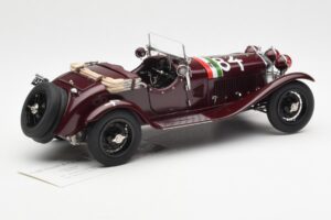 Alfa Romeo 1750 GS Spider #84 T. Nuvolari / B. Guidotti Mille Miglia Winner 1930 CMC 1:18 M-141 Metal - imagen 2 de 6