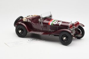 Alfa Romeo 1750 GS Spider #84 T. Nuvolari / B. Guidotti Mille Miglia Winner 1930 CMC 1:18 M-141 Metal - imagen 4 de 6