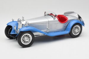 Alfa Romeo 2300 Spider Azul Plateado Bburago 1:18 3008 Metal