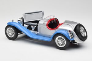 Alfa Romeo 2300 Spider Azul Plateado Bburago 1:18 3008 Metal - imagen 5 de 8