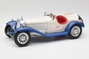 Alfa Romeo 2300 Spider Blanco & Azul Bburago 1:18 3008-M1 Metal