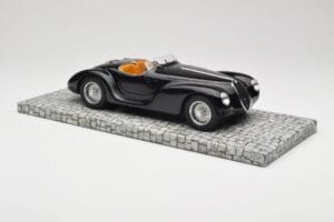 Alfa Romeo 6C 2500 SS Corsa Spider Negro Minichamps 1:18 107120231 Metal - imagen 4 de 6