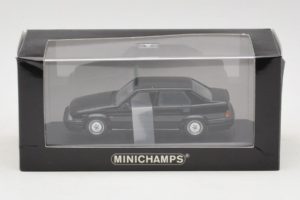 Alfa Romeo 75 3.0 V6 Negro Minichamps 1:43 403120463 Metal - imagen 4 de 4