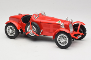Alfa Romeo 8C 2300 Monza Rojo Bburago 1:18 3014 Metal - imagen 4 de 6