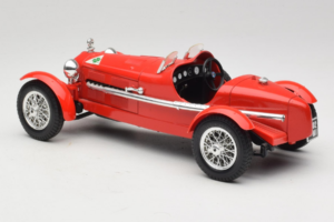 Alfa Romeo 8C 2300 Monza Rojo Bburago 1:18 3014 Metal - imagen 5 de 6