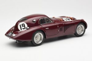 Alfa Romeo 8C 2900 B Speciale #19 24 Hours of Le Mans 1938 CMC 1:18 M-111 Metal - imagen 2 de 6