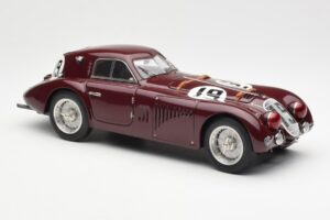 Alfa Romeo 8C 2900 B Speciale #19 24 Hours of Le Mans 1938 CMC 1:18 M-111 Metal - imagen 4 de 6