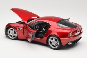 Alfa Romeo 8C Competizione Rojo Bburago 1:18 18-11021 Metal - imagen 5 de 8
