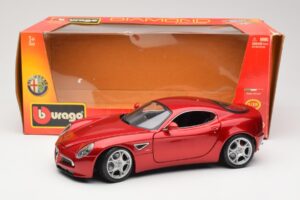 Alfa Romeo 8C Competizione Rojo Bburago 1:18 18-11021 Metal - imagen 8 de 8