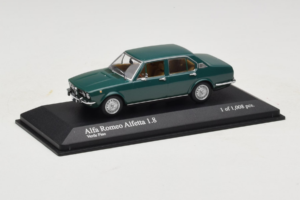 Alfa Romeo Alfetta 1.8 Verde Minichamps 1:43 400120204 Metal - imagen 2 de 4