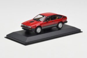 Alfa Romeo Alfetta GTV6 Rojo Minichamps 1:43 400120140 Metal - imagen 2 de 4