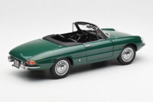 Alfa Romeo Duetto Spider Verde AUTOart 1:18 70138 Metal - imagen 3 de 8
