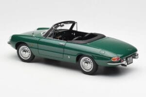 Alfa Romeo Duetto Spider Verde AUTOart 1:18 70138 Metal - imagen 7 de 8