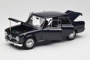 Alfa Romeo Giulia 1300 Azul Minichamps 1:18 180120905 Metal - imagen 2 de 8