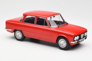 Alfa Romeo Giulia Nuova Super Rojo MCG 1:18 MCG18145 Metal - imagen 4 de 6