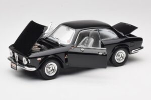 Alfa Romeo Giulia Sprint GTA Negro Road Signature 1:18 92348 Metal - imagen 2 de 8