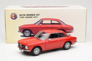 Alfa Romeo GT 1300 Junior LHD Rojo AUTOart 1:18 70131 Metal - imagen 8 de 8