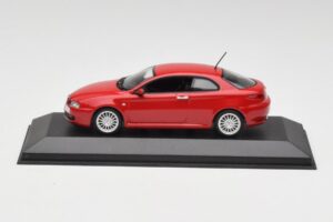 Alfa Romeo GT Alfa Rojo Minichamps 1:43 400120321 Metal