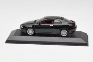 Alfa Romeo GT Negro Minichamps 1:43 400120320 Metal