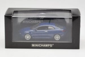 Alfa Romeo GT Dark Blue Metallic Minichamps 1:43 400120326 Metal - imagen 4 de 4