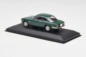 Alfa Romeo Giulia GTA 1300 Junior Verde Minichamps 1:43 ALFA010 Metal - imagen 3 de 4