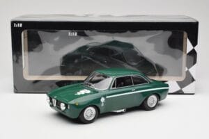 Alfa Romeo GTA 1300 Junior Verde Minichamps 1:18 155120022 Metal - imagen 6 de 6
