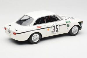 Alfa Romeo GTA 1300 Junior #35 C. Colzani / Pooky / G. Venturi 4 Hours of Jarama 1972 Minichamps 1:18 155721235 Metal - imagen 2 de 6