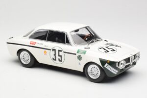 Alfa Romeo GTA 1300 Junior #35 C. Colzani / Pooky / G. Venturi 4 Hours of Jarama 1972 Minichamps 1:18 155721235 Metal - imagen 4 de 6