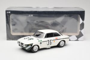 Alfa Romeo GTA 1300 Junior #35 C. Colzani / Pooky / G. Venturi 4 Hours of Jarama 1972 Minichamps 1:18 155721235 Metal - imagen 6 de 6