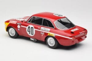 Alfa Romeo GTA 1300 Junior #40 F. Picchi / J-C. Chasseuil Division 1 Winners 12 Hours of Paul Ricard 1971 Minichamps 1:18 155 - imagen 5 de 6