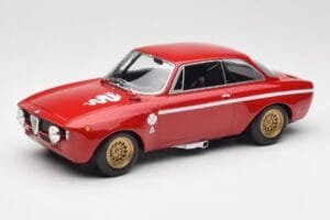 Alfa Romeo GTA 1300 Junior Rojo Minichamps 1:18 155120020 Metal
