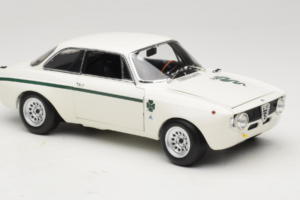 Alfa Romeo GTA 1300 Junior Blanco Minichamps 1:18 100120501 Metal - imagen 6 de 8