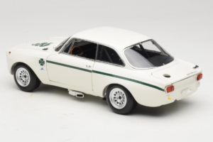 Alfa Romeo GTA 1300 Junior Blanco Minichamps 1:18 100120501 Metal - imagen 7 de 8