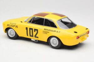Alfa Romeo GTA 1300 #102 Squadra Corse R. Zanetti / M. Ruspa / Monzeglio Targa Florio 1971 Minichamps 1:18 155711202 Metal - imagen 5 de 6