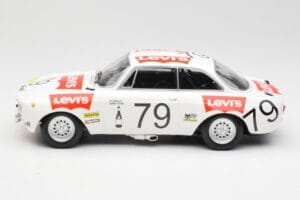 Alfa Romeo GTA 1300 #79 H. Rubens / C. Van Ryn 24 Hours of Spa 1971 Minichamps 1:18 155711279 Metal - imagen 3 de 6