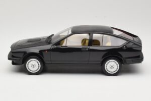 Alfa Romeo GTV6 2.5 Negro Laudoracing-Models 1:18 LM110C Metal - imagen 3 de 6