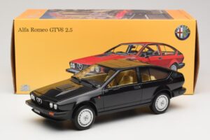 Alfa Romeo GTV6 2.5 Negro Laudoracing-Models 1:18 LM110C Metal - imagen 6 de 6