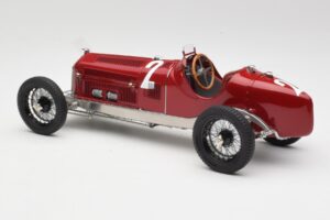 Alfa Romeo P3 #2 R. Caracciola German GP Winner 1932 CMC 1:18 M-220 Metal - imagen 5 de 6