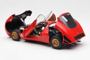 Alfa Romeo 33 Stradale Rojo AUTOart 1:18 70191 Metal - imagen 5 de 8