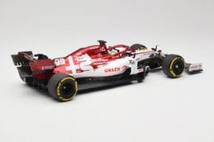 Alfa Romeo Racing C39 #99 A. Giovinazzi Austrian GP 2020 Minichamps 1:18 110200199 Metal - imagen 2 de 6