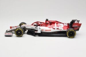 Alfa Romeo Racing C39 #99 A. Giovinazzi Austrian GP 2020 Minichamps 1:18 110200199 Metal - imagen 3 de 6