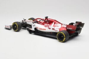 Alfa Romeo Racing C39 #99 A. Giovinazzi Austrian GP 2020 Minichamps 1:18 110200199 Metal - imagen 5 de 6