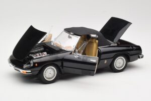Alfa Romeo Spider 916 Veloce Negro Ricko 1:18 32107 Metal - imagen 2 de 8