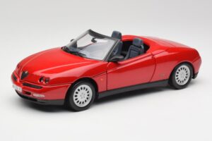 Alfa Romeo Spider 916 Alfa Rojo Maisto 1:18 50278 Metal