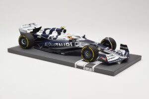 AlphaTauri AT03 #22 Y. Tsunoda Bahrain GP 2022 Minichamps 1:18 117220122 Metal - imagen 4 de 6